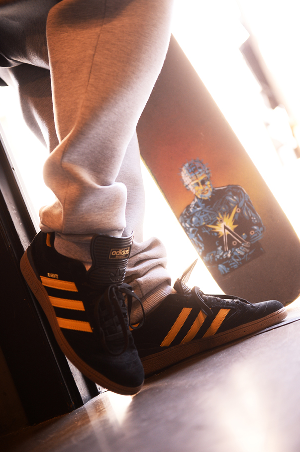 PRIVILEGE NAGOYA スニーカー